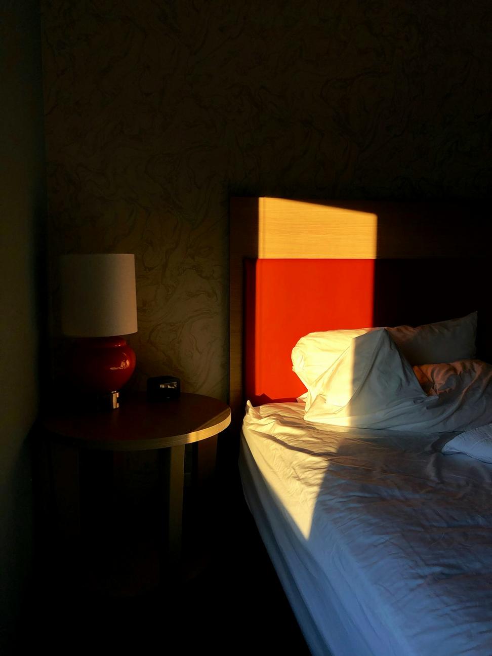 Amber King Room